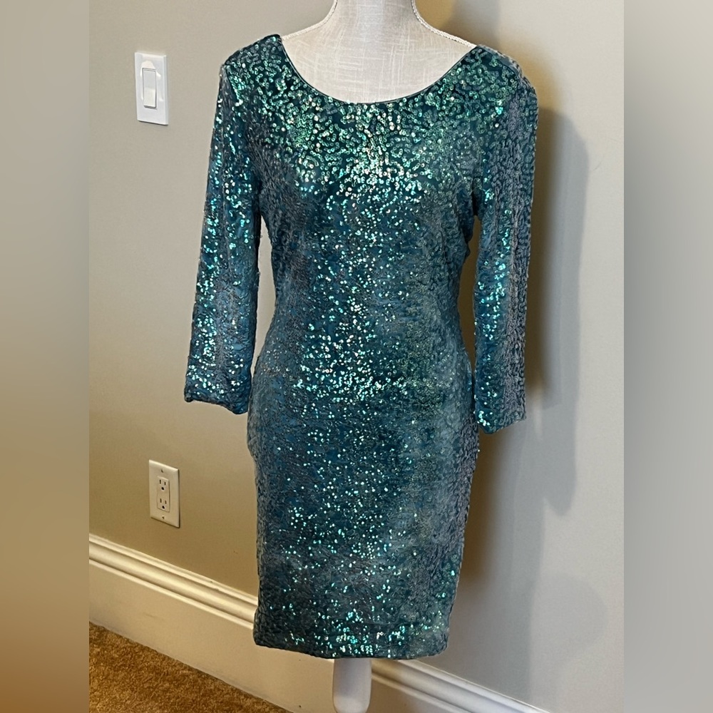 Beautiful Arden B blue cocktail dress